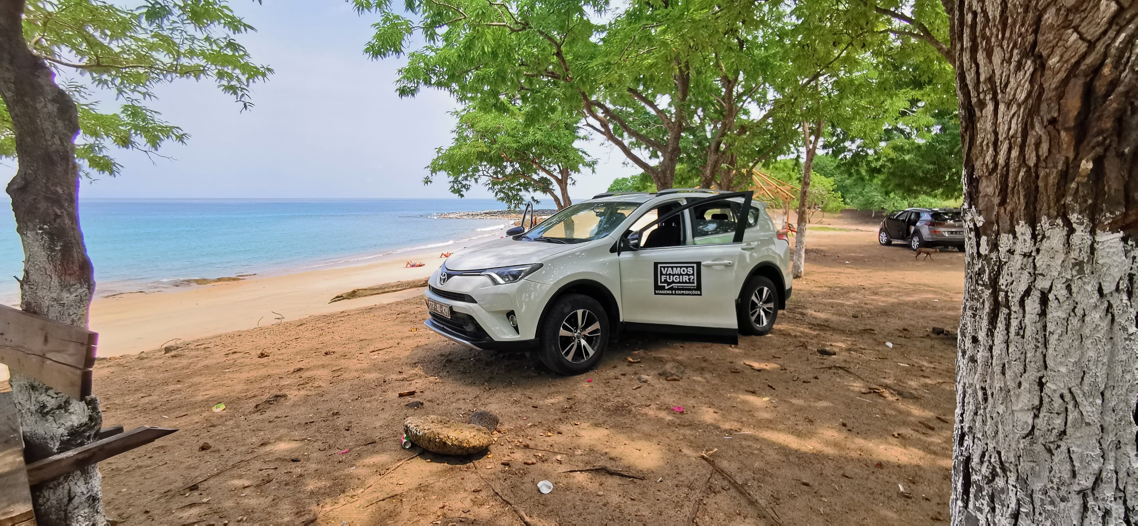 Aluguer de Carro em São Tomé (2)